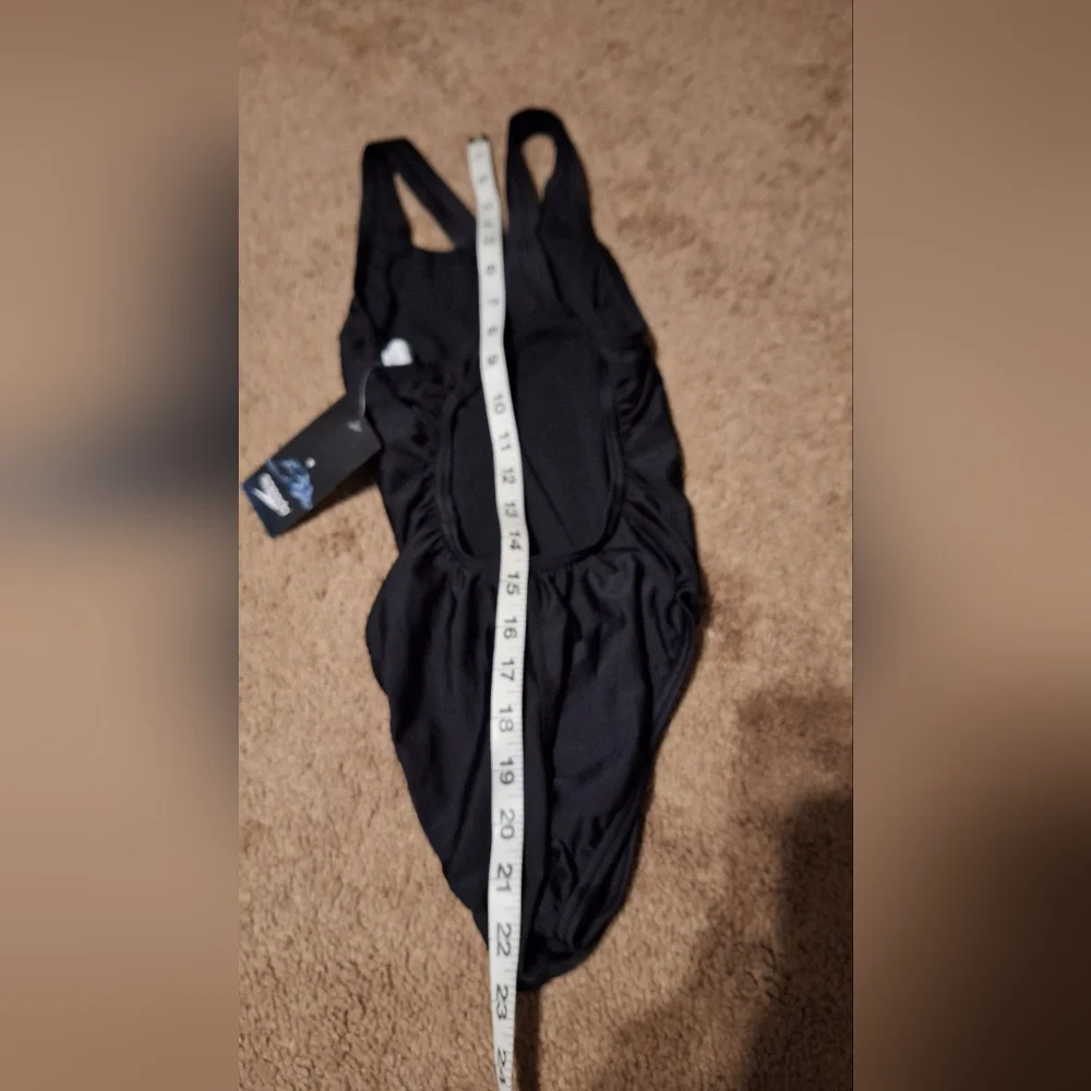NWT/ SPEEDO / SOLID SUPER PROBACK Onepiece  PROLT / BLACK  SIZE 12/28 yo…
